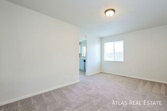 3340 N Dexter Ct in Denver, CO - Building Photo - Building Photo