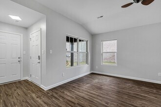 160 Winstead Cir in Owens Cross Roads, AL - Building Photo - Building Photo
