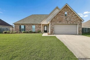 11176 Merlo Dr in Hammond, LA - Building Photo