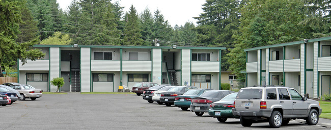 Lone Pine in Lakewood, WA - Foto de edificio - Building Photo