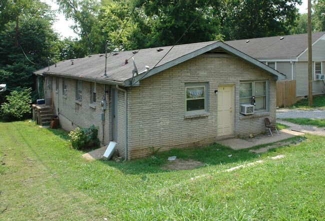 118 Rains Ave in Nashville, TN - Building Photo - Building Photo