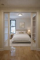 120 Christopher St, Unit 10 in New York, NY - Building Photo