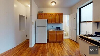 196 W 108th St in New York, NY - Building Photo - Building Photo