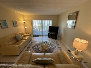 1700 N Atlantic Ave in Cocoa Beach, FL - Building Photo - Building Photo