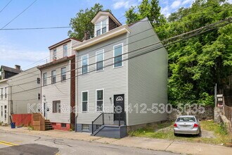 1032 Spring Garden Ave in Pittsburgh, PA - Building Photo - Building Photo