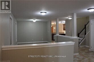 1486 Mickleborough Dr in London, ON - Building Photo - Building Photo