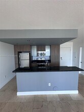 1401 SW 22nd St, Unit 903 in Miami, FL - Building Photo - Building Photo