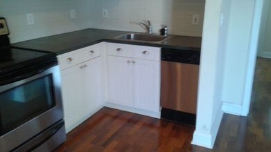 1030 N Victoria Park Rd-Unit -0 in Fort Lauderdale, FL - Building Photo - Building Photo