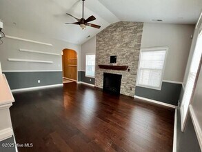 807 Lavender Ct in Hubert, NC - Building Photo - Building Photo