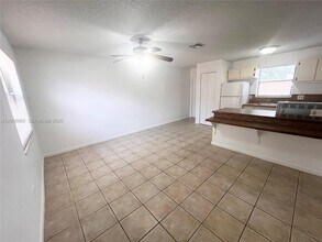 1832 My Pl Ln in West Palm Beach, FL - Building Photo - Building Photo