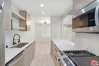 3380 Vinton Ave in Los Angeles, CA - Building Photo - Building Photo