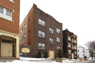 1384 W 83rd St Apartamentos