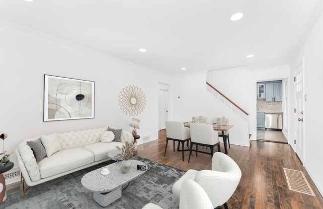 37 Kathwood Rd in Yonkers, NY - Building Photo - Building Photo