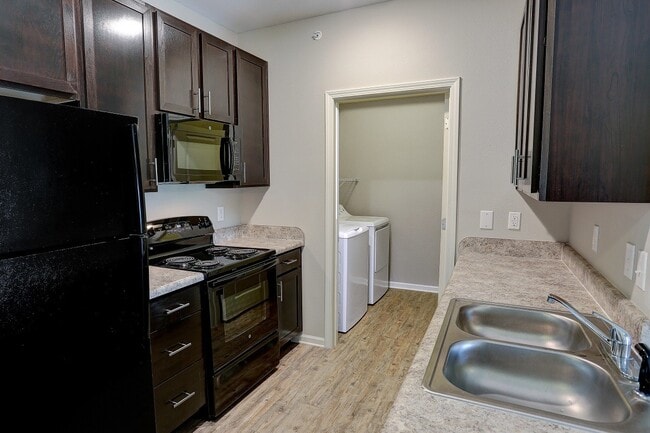 The Paddock at Grandview in Nashville, TN - Foto de edificio - Building Photo