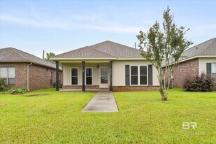 18046 Krchak Ln in Robertsdale, AL - Building Photo