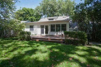 901 Rider St in Iowa City, IA - Building Photo - Building Photo