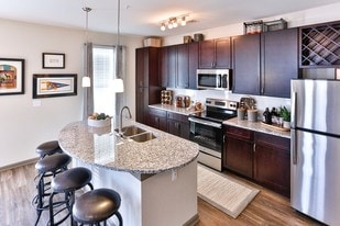 Brookson Flats in Huntersville, NC - Building Photo