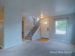 7320 Allens Park Dr in Colorado Springs, CO - Building Photo - Building Photo