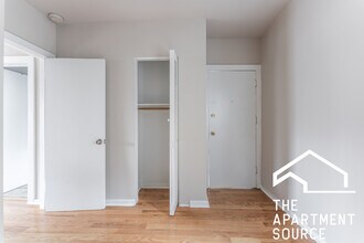 5670 N Ridge Ave in Chicago, IL - Building Photo - Building Photo