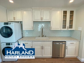 3340 Jemez Dr in San Diego, CA - Building Photo - Building Photo