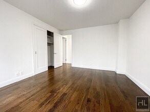 E 88th St in New York, NY - Building Photo - Building Photo