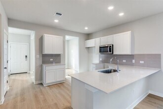 2022 Alice Jay Wy in Round Rock, TX - Foto de edificio - Building Photo