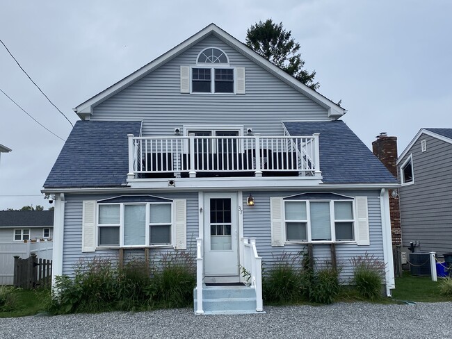 property at 37 Greenbrier Rd