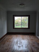 9431 Roselawn St in Detroit, MI - Foto de edificio - Building Photo