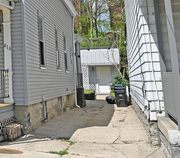 416 Ada St in Cincinnati, OH - Building Photo