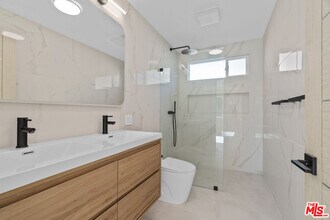 38 Paloma Ave in Los Angeles, CA - Building Photo - Building Photo