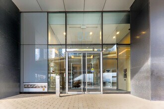 55-65 Bremner Blvd in Toronto, ON - Building Photo - Building Photo