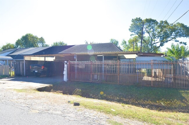 property at 1282 Hopper Rd