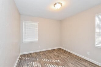 926 Wateka Way in Richardson, TX - Building Photo - Building Photo