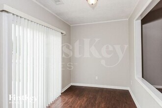 6057 Devonshire Dr in Flowery Branch, GA - Building Photo - Building Photo