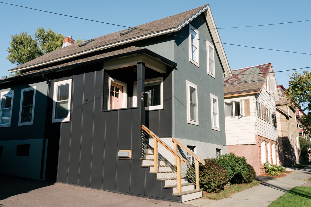 80 Maple St in Burlington, VT - Building Photo