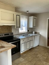 131 Crescent Ln in Big Rock, TN - Building Photo - Building Photo