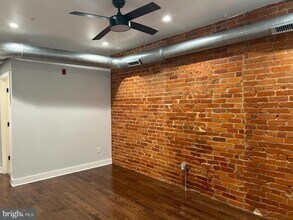 4923 Florence Ave in Philadelphia, PA - Building Photo - Building Photo