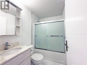 60 Frederick St in Kitchener, ON - Building Photo - Building Photo