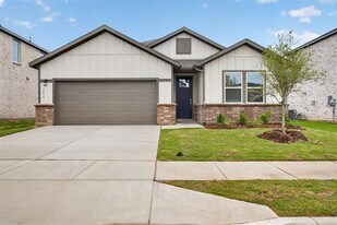 1416 Mustang Cyn Dr in Haslet, TX - Building Photo