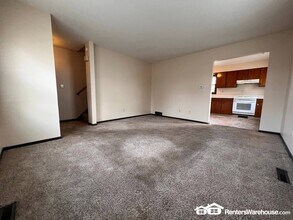 3320 Valdez Ct in Des Moines, IA - Building Photo - Building Photo