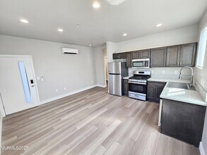 260 Vassar St in Reno, NV - Building Photo - Building Photo