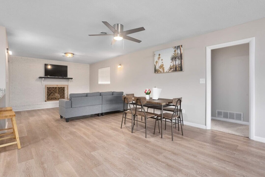 4070 Arbutus Dr in Pensacola, FL - Building Photo