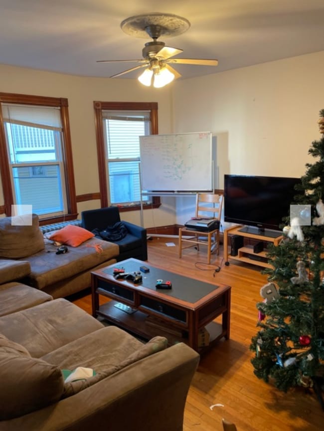 142 Calumet St, Unit A22 in Boston, MA - Building Photo - Building Photo