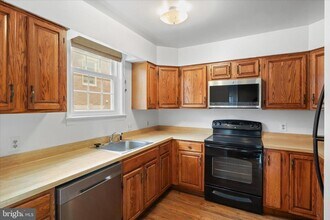 441 Old Town Ct in Alexandria, VA - Building Photo - Building Photo