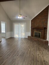 4197 Oak Valley Dr in Memphis, TN - Building Photo - Building Photo