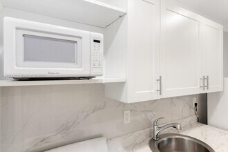 345 Michigan Ave in Miami Beach, FL - Building Photo - Building Photo