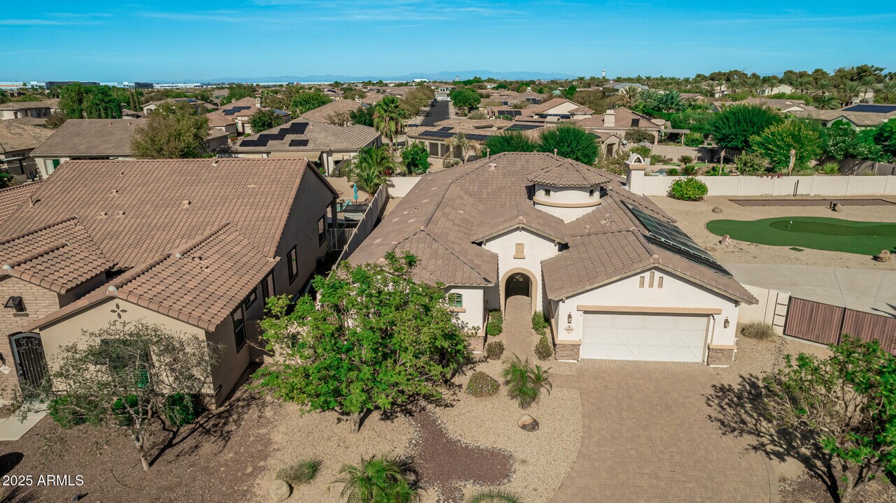 14806 Luna Cir in Litchfield Park, AZ - Building Photo