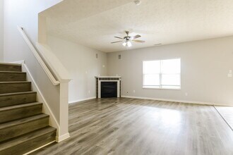 7529 Pipestone Dr in Indianapolis, IN - Building Photo - Building Photo