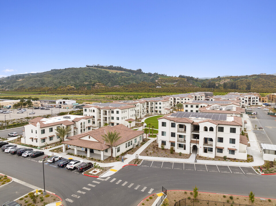 Somis Ranch Apartments in Somis, CA - Building Photo