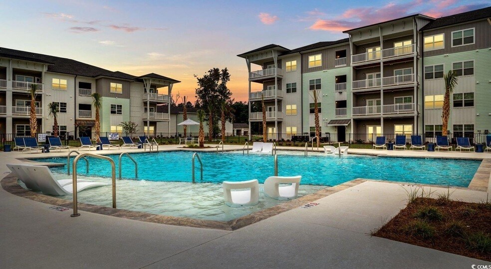 5895 Arbor Isle Wy, Unit B2 in Myrtle Beach, SC - Building Photo